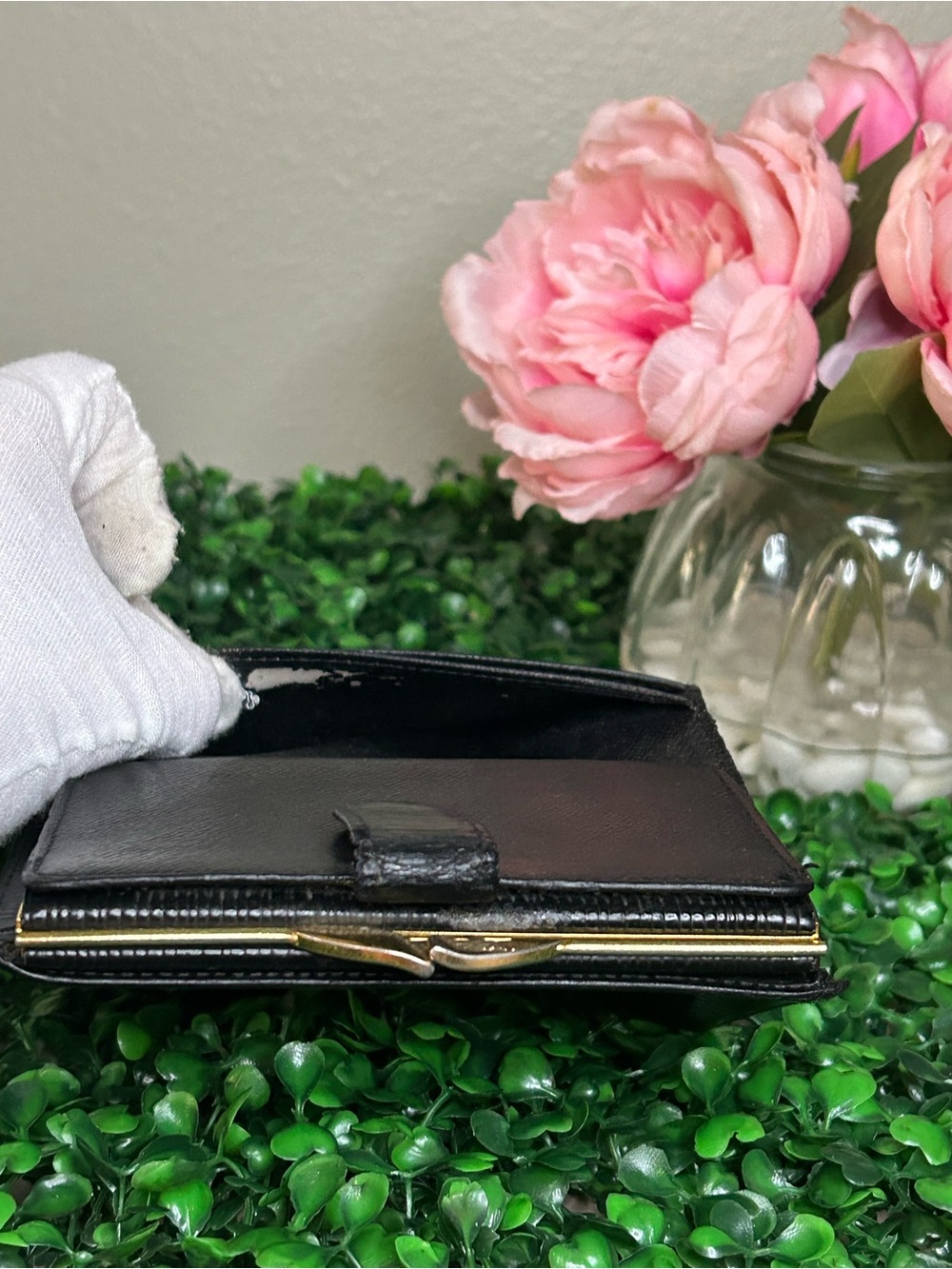 Louis Vuitton Black Epi Porte-Monnaie Viennois Kisslock Wallet Compact MI0948 - Picture 8 of 13